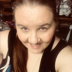 Meet your Posher, Carly